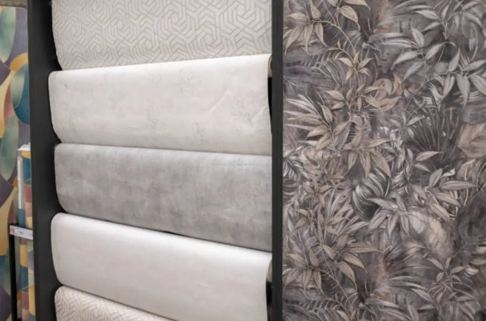 Сравнение обоев и обоев под покраску